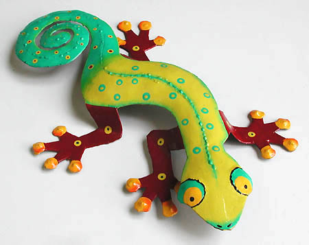 Tropical Painted Metal Gecko Garden Wall Decor - Patio Art - Handcrafted in Haiti. 11" x 19"